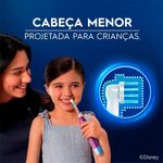 outlet-escova-dental-eletrica-oral-b-princesas-com-2-pilhas-aa-roxo-5